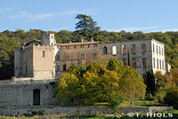 Château de l'environnement à Buoux en Luberon Provence